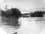 Girardot: bridge, riverboat